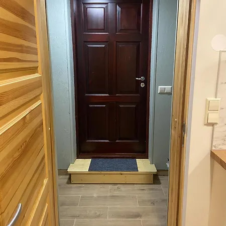 Korter Delta Vahetus Laeheduses Apartment