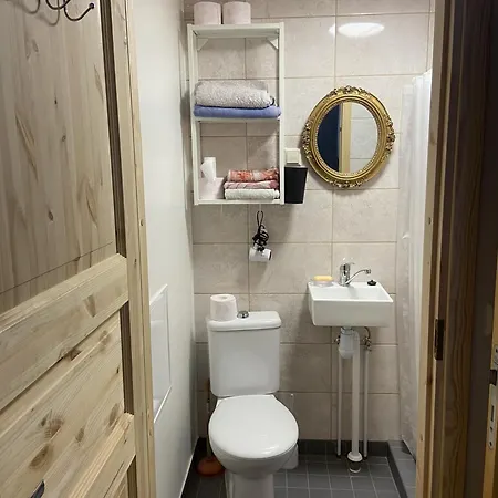 Korter Delta Vahetus Laeheduses Apartman